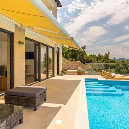 Villa Hedera Estate, Hedera Vi