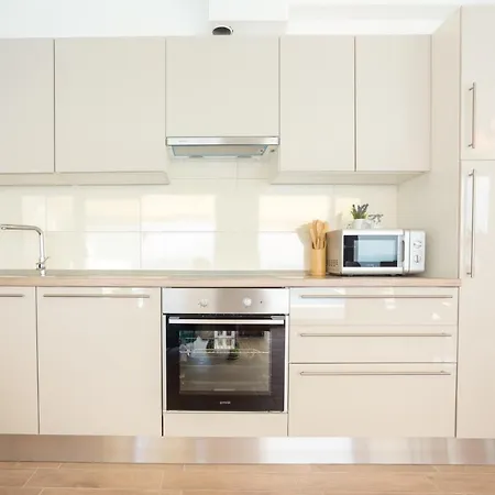 Vila Hedera Estate, Hedera Vi *