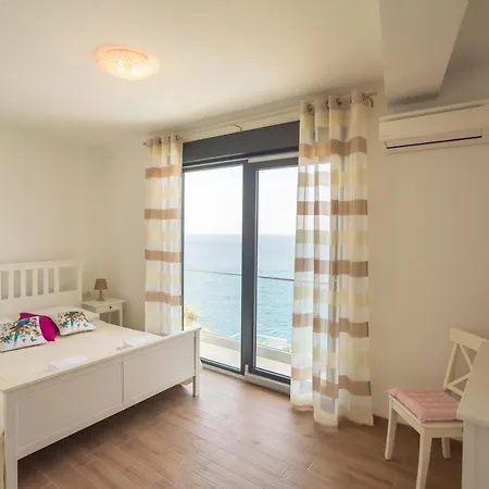 Villa Hedera Estate, Hedera Vi *