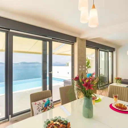 Hedera Estate, Hedera Vi Dubrovnik