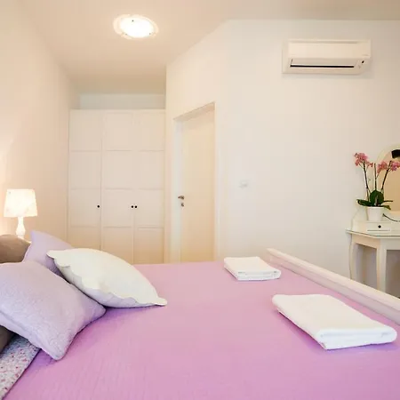 Villa Hedera Estate, Hedera Vi